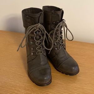 Gray Hidden Wedge Boot